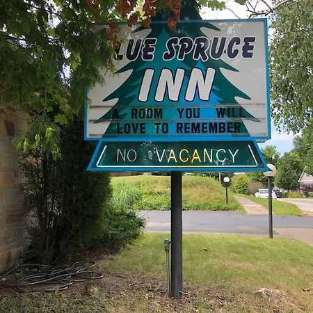 Ludington Blue Spruce Inn